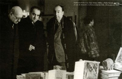 Pablo Neruda donó a la U. de Chile el año 1954 su biblioteca personal y las caracolas.